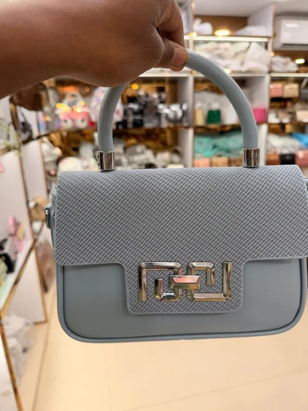 White_Hobo_Bag_With_Chain_Detail