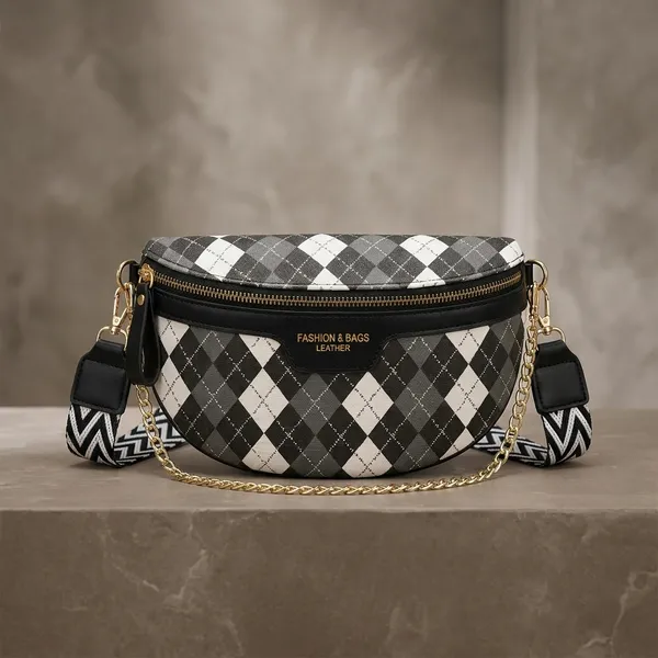 Black_And_White_Checkered_Chain_Crossbody_Bag