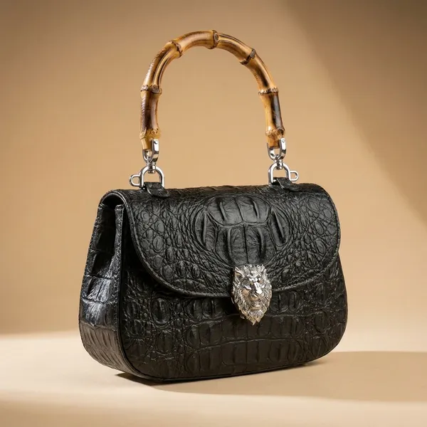 Black_Crocodile_Texture_Lion_Emblem_Handbag