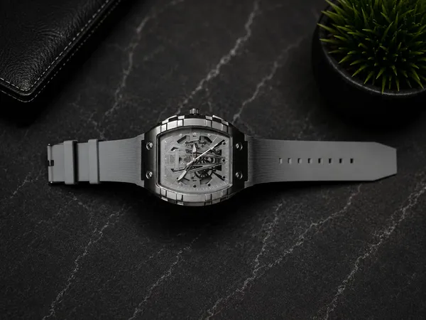 Skeleton_Dial_Tonneau-Shaped_Luxury_Sports_Watch_With_Rubber_Strap