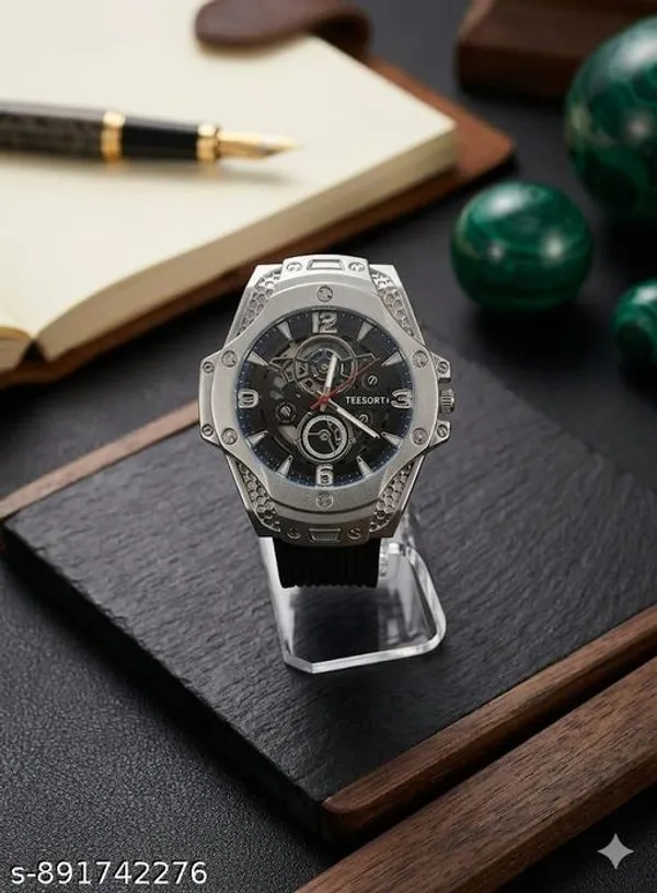 Teesort_Black_And_Silver_Watch