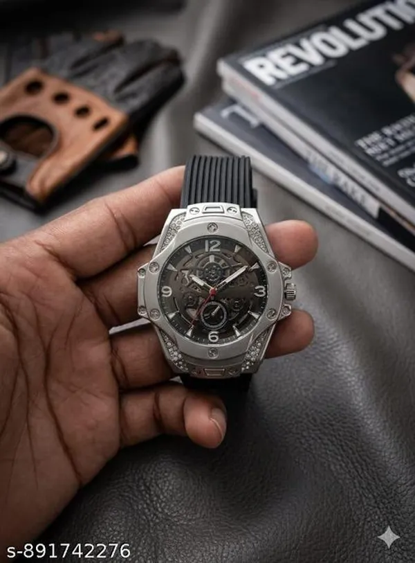 Teesort_Black_And_Silver_Watch