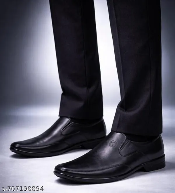 Classic_Black_Formal_Lace_Up_Shoes_For_Men