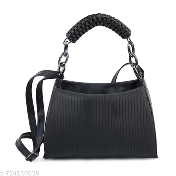 Elegant_Ribbed_Handbag_With_Braided_Handle_A_Perfect_Blend_Of_Modern_Style_And_Everyday_Functionality