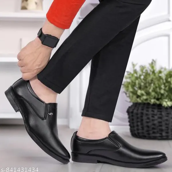 Premium_Black_Slip_On_Formal_Shoes_For_Men_Elegant_Comfortable_Durable