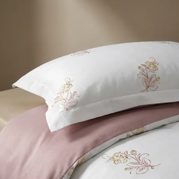Zorico_Luxe_White_Lilly_Premium_Pure_Cotton_400_Tc_Bedding_Set