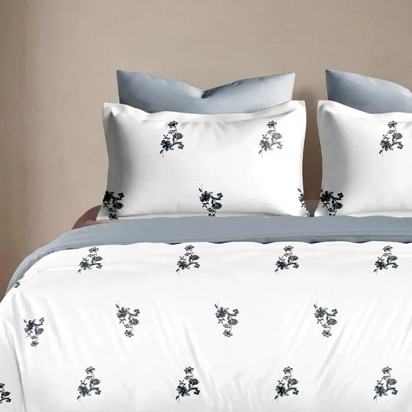 Zorico_Luxe_White_Lilly_Premium_Pure_Cotton_Bedding_Set_With_Grey_Floral_Print_400_Tc_Fabric