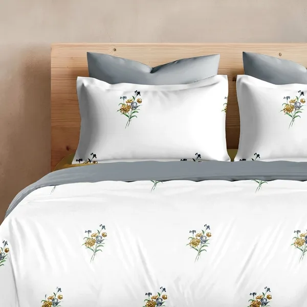 Zorico_Luxe_White_Lilly_Premium_Pure_Cotton_Bedding_Set_400_Tc_Fabric_With_Floral_Embroidery