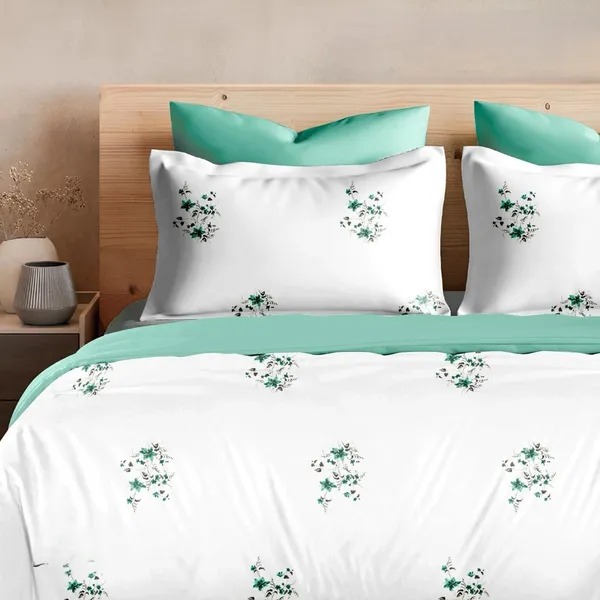 Zorico_Luxe_White_Lilly_Premium_Pure_Cotton_Bedding_Set_400_Tc_Fabric