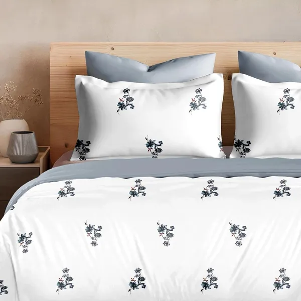 Zorico_Luxe_White_Lilly_Premium_Pure_Cotton_Bedding_Set_With_Grey_Floral_Print_400_Tc_Fabric