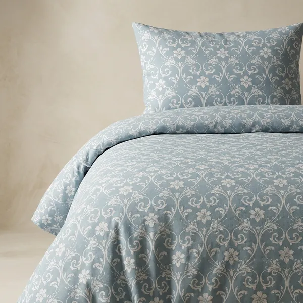 Zorico_Soft_Grey_And_White_Floral_Printed_Double_Bed_Sheet_With_2_Pillow_Covers