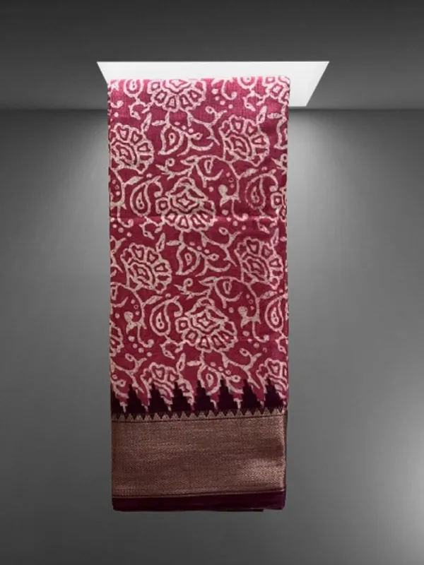 Red_Cotton_Blend_Digital_Print_Saree_For_Women