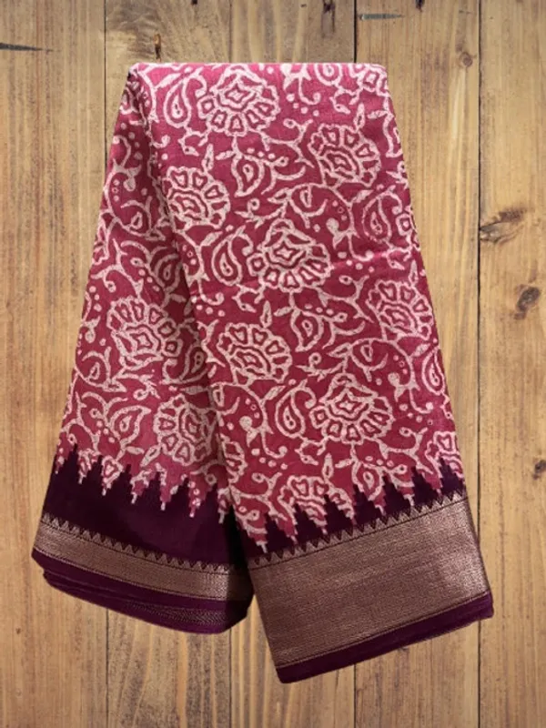 Red_Cotton_Blend_Digital_Print_Saree_For_Women