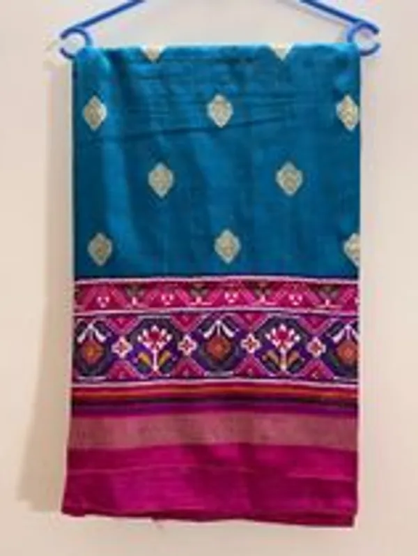 Blue_And_Red_Cotton_Blend_Saree_For_Women