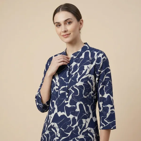Blue_Cotton_Blend_Floral_Print_Kurti_For_Women