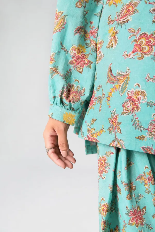 Premium_Pakistani_Style_Floral_Printed_Co-ord_Set_for_Women_|_Straight_Kurta_with_Printed_Palazzo_Pants_|_Casual,_Office,_Daily_&_Festive_Wear