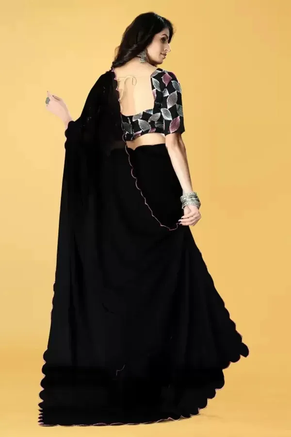 Black_Reniyal_Embroidered_Scalloped_Border_Saree_For_Women