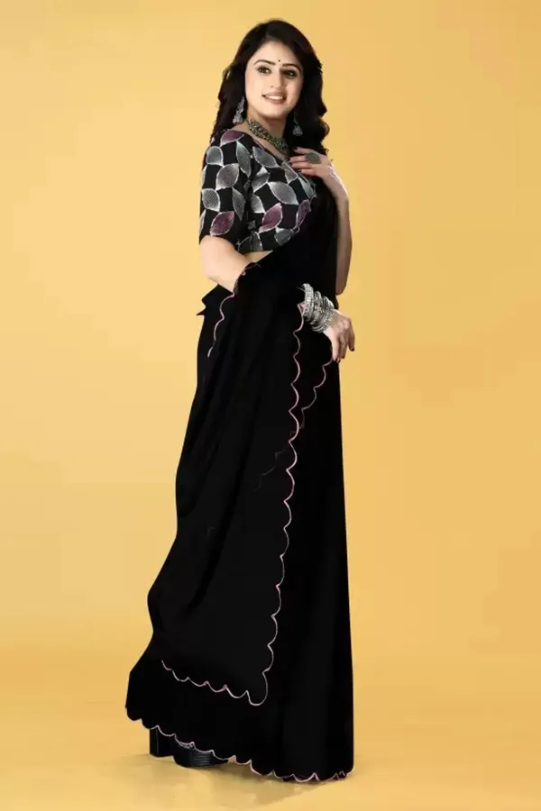 Black_Reniyal_Embroidered_Scalloped_Border_Saree_For_Women