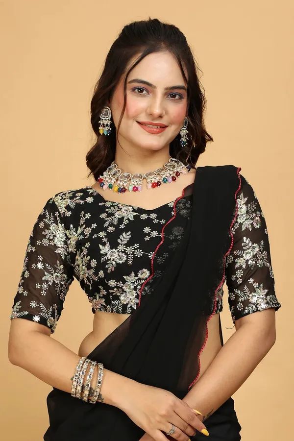Black_Reniyal_Embroidered_Saree_For_Women