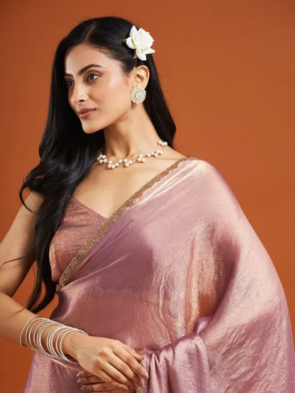 Pink_Chiffon_Golden_Border_Saree_For_Women