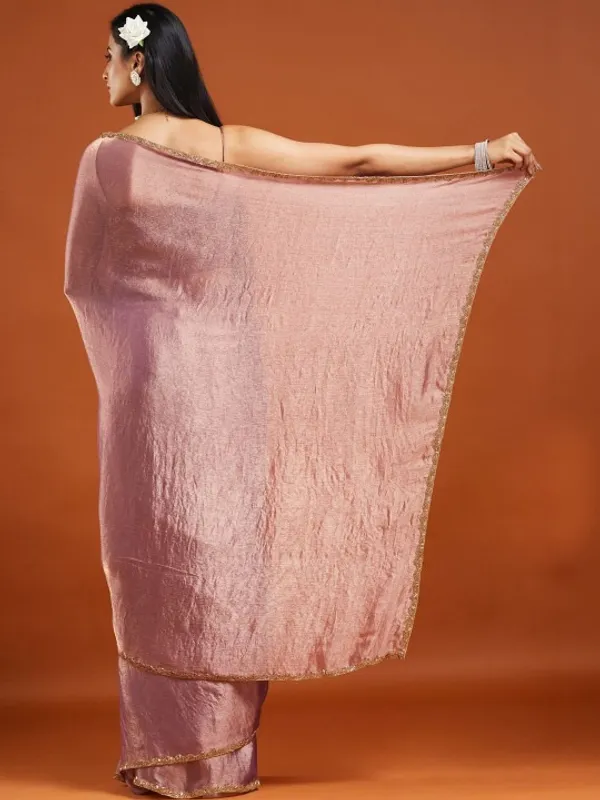 Pink_Chiffon_Golden_Border_Saree_For_Women