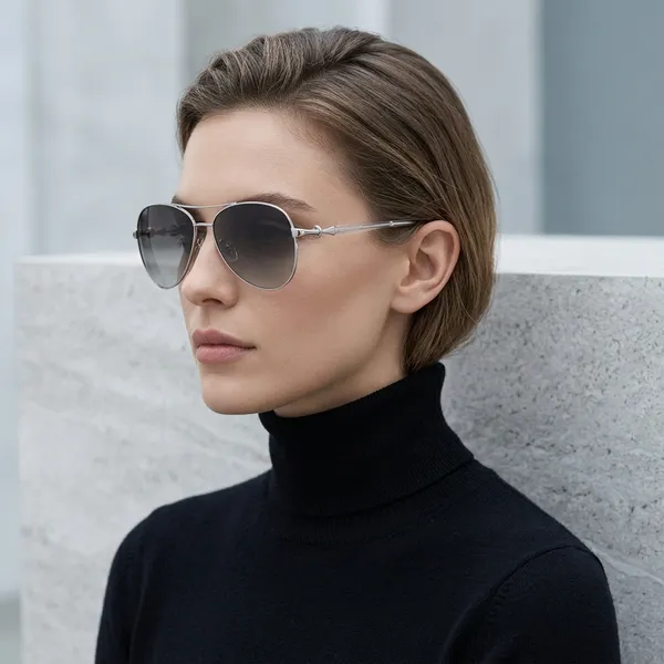 DIVA_Silver_Metal_Aviator_Sunglasses_with_Gradient_Lenses