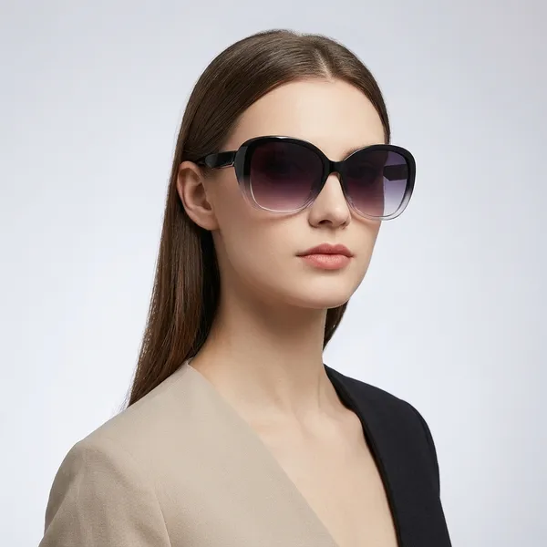 Gradient_Black_to_Clear_Oversized_Sunglasses_for_Women