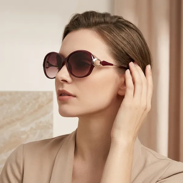 Burgundy_Oval_Sunglasses_with_Gradient_Lenses_for_Women