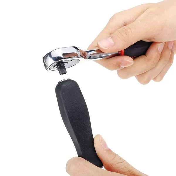 Multipurpose_Adjustable_Magnetic_Ratchet_Wrench_With_Socket_Adapter_Set