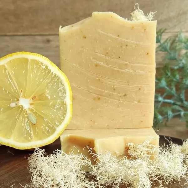Lemon_Soap_Natural_Handmade_Soap_Bar_For_Exfoliation_And_Cleansing_Pack_Of_5