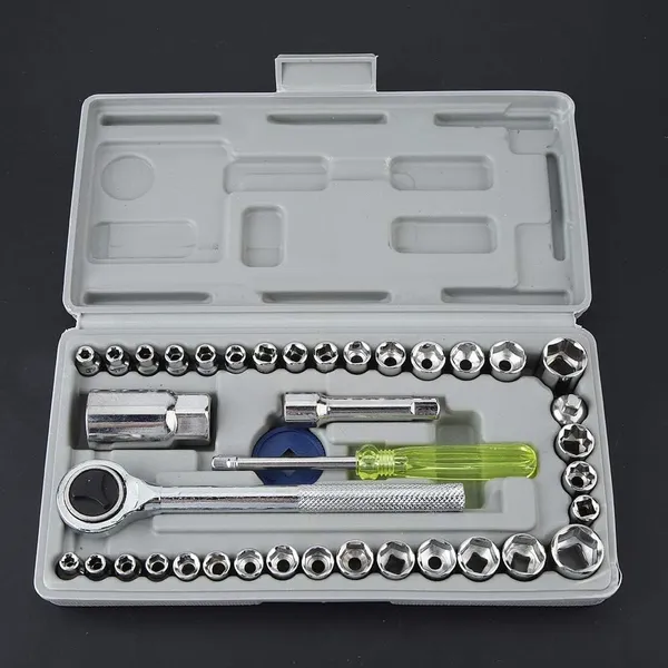 40_Piece_Car_Repair_Socket_Wrench_Set_With_Ratchet_Handle_And_Extension_Bars