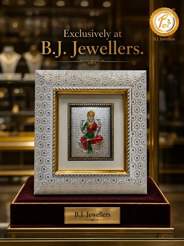 Laxami_Ji_999_Silver_Wooden_Photo_Frame