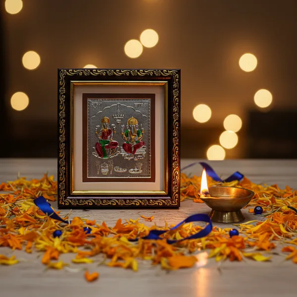 Laxmi_And_Ganesh_Wooden_Silver_Plated_Photo_Frame