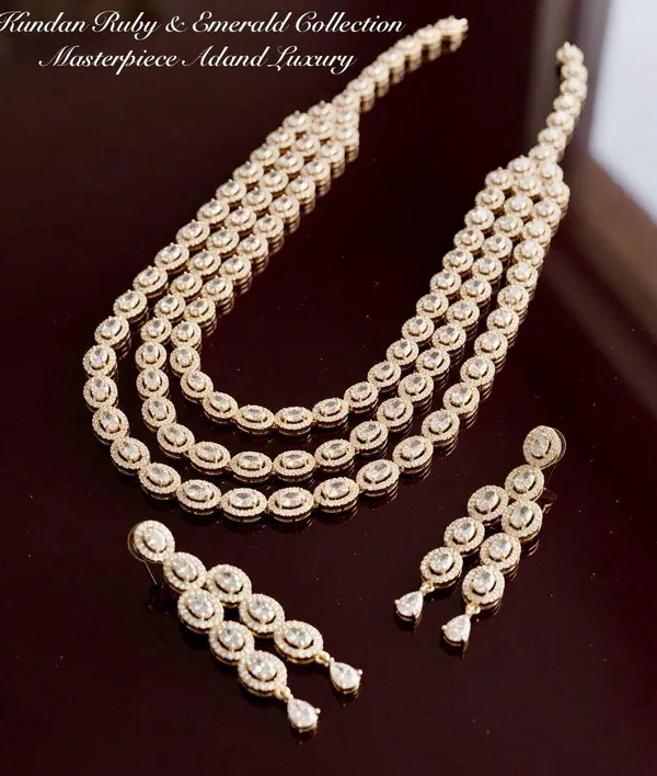 Gold_Brass_Necklace_Set_For_Women