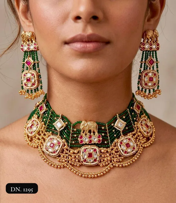 Multicolor_Brass_Necklace_Set_For_Women