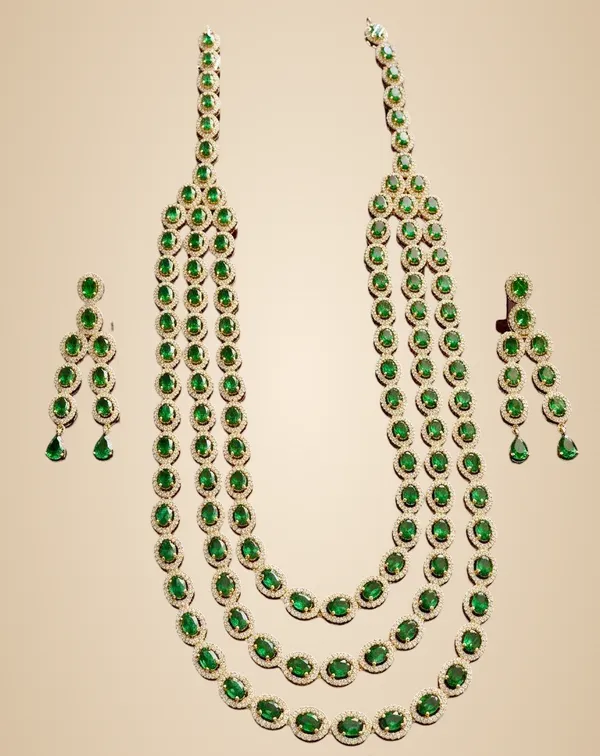 Green_Brass_Necklace_Set_For_Women
