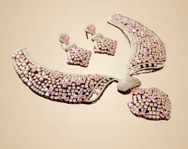 Pink_Brass_Necklace_Set_For_Women