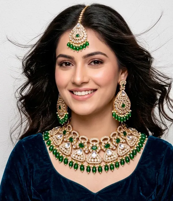 Green_Brass_Necklace_Set_For_Women