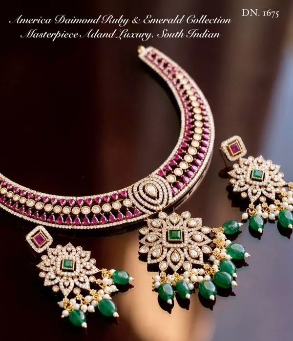 Green_And_Ruby-Red_Brass_Necklace_Set_For_Women