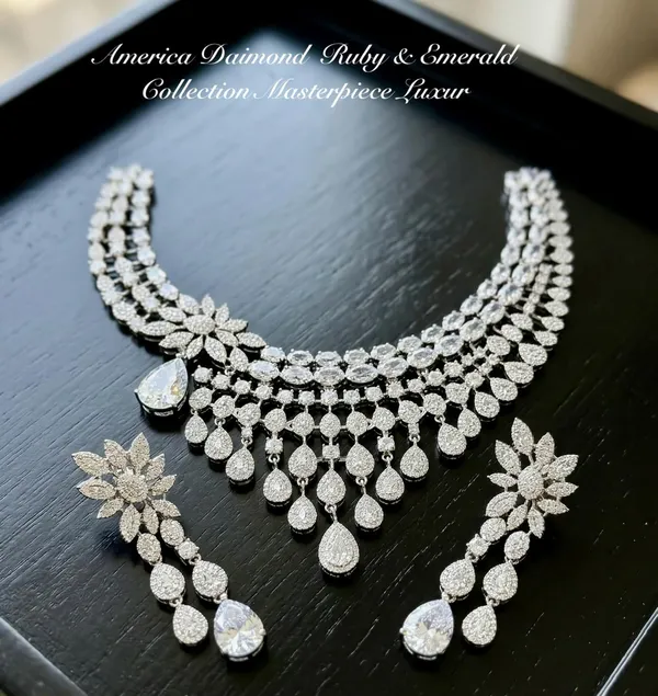 Silver_Brass_Necklace_Set_For_Women
