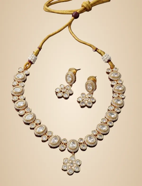 Gold_Brass_Necklace_Set_For_Women