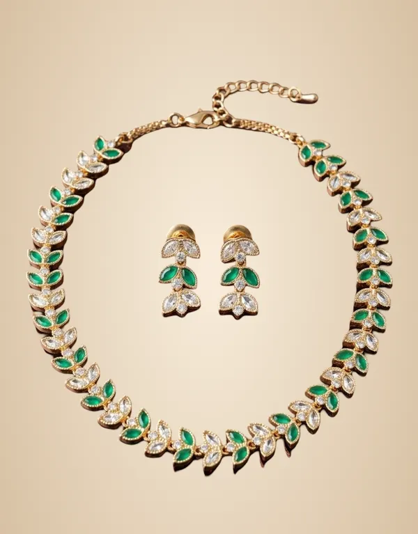Gold_Brass_Necklace_Set_For_Women