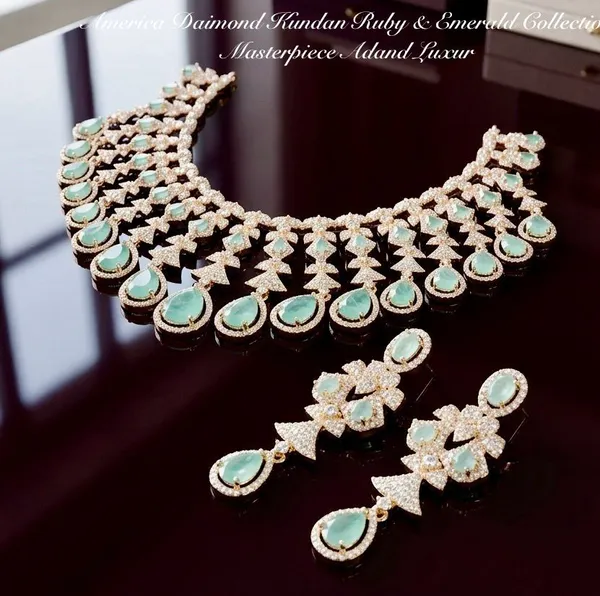 Mint_Green_Brass_Necklace_Set_For_Women