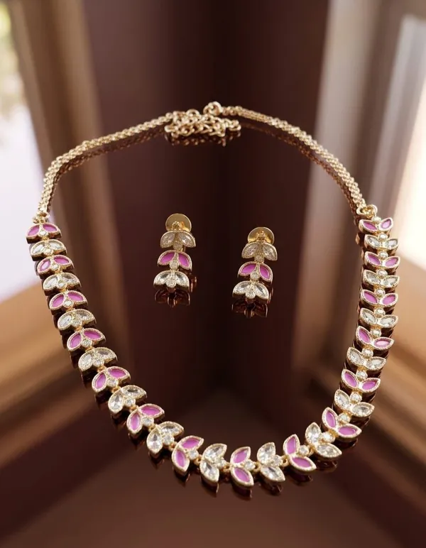 Pink_And_White_Brass_Necklace_Set_For_Women