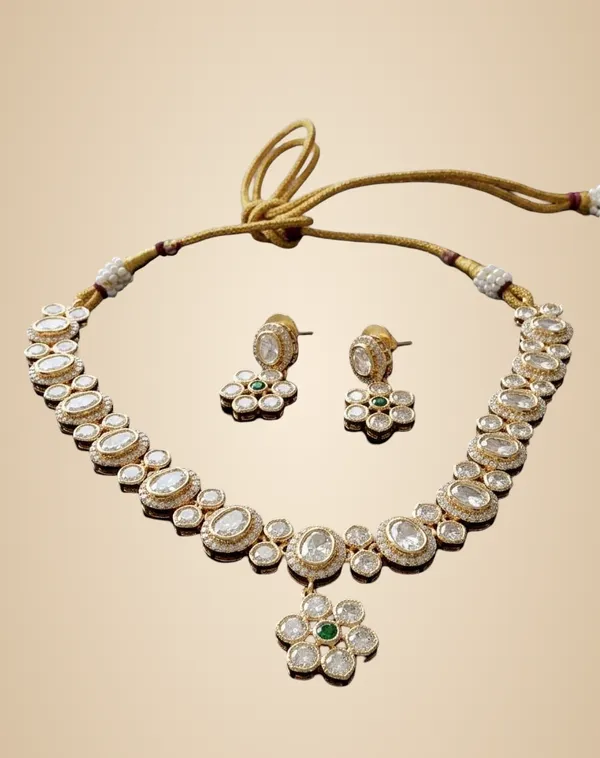 Gold_Brass_Necklace_Set_For_Women