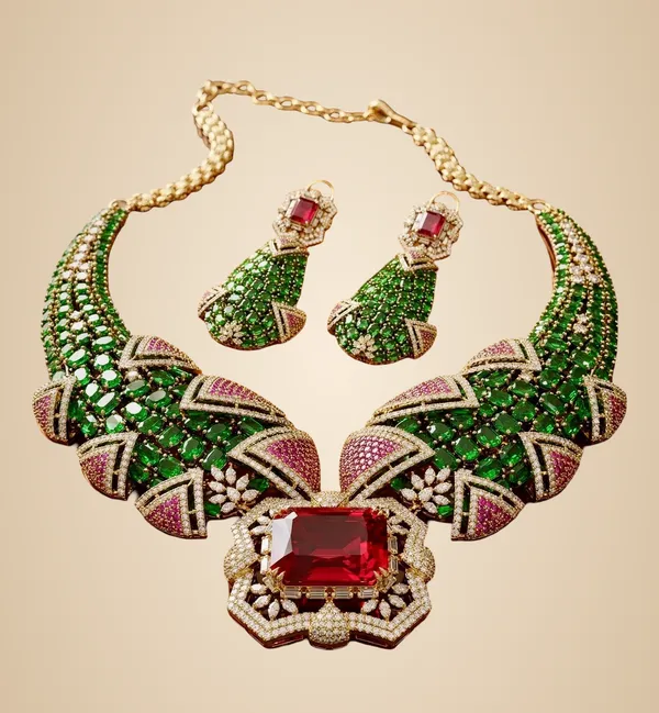 Green_Brass_Necklace_Set_For_Women
