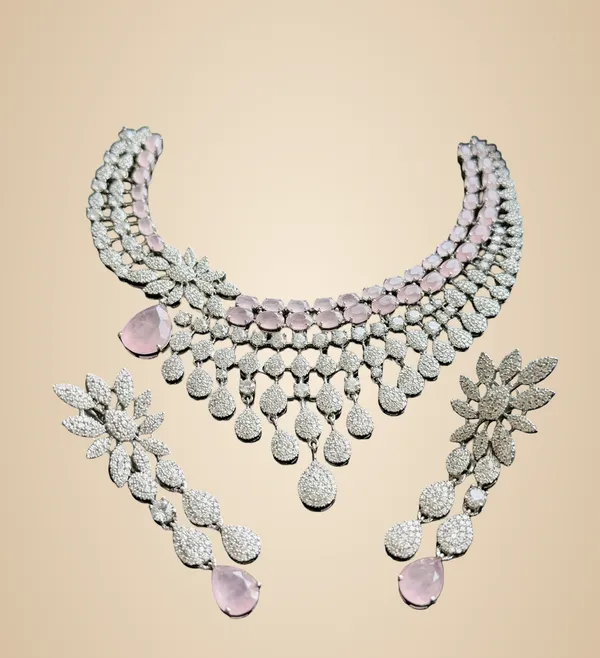 Silver_And_Pink_Brass_Necklace_Set_For_Women