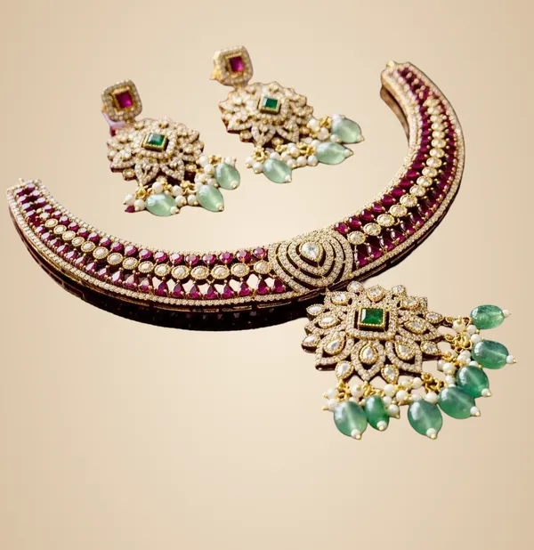 Green_And_Red_Brass_Necklace_Set_For_Women