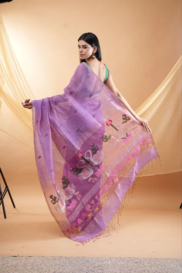 Lavender_Purple_Pure_Jamdani_Linen_Silk_Saree_With_Floral_Motifs