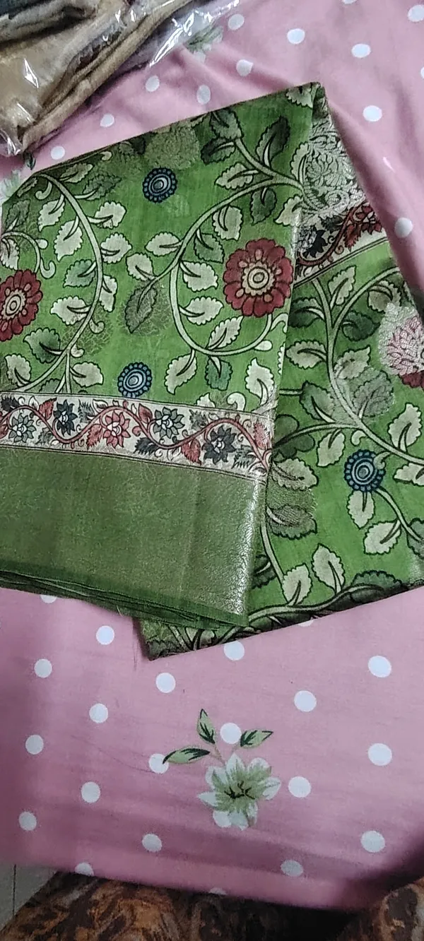 Green_Floral_Banarasi_Saree